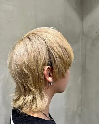 ショート カラー 5:8所属・吉祥寺【髪質改善カラ ー/ブリーチ】藤井のヘアスタイル