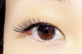 マツエク・マツパ Lasia  eyelash&nail所属・☆ yukikoのネイルデザイン