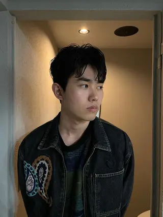 ショート メンズ 吉田一輝 外国人パーマのヘアスタイル