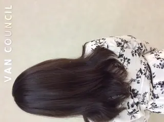 ミディアム 吉田 恒のヘアスタイル