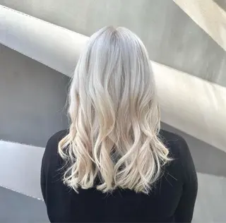 ロング カラー 🫧RYOグレージュ /透け感カラー🫧のヘアスタイル