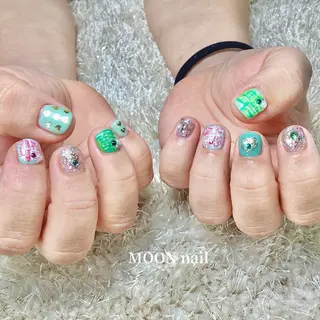 ネイル 浦添 MOON nailのネイルデザイン