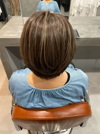 カラー 山田 まやのヘアスタイル