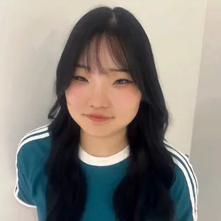 ロング 🇰🇷韓国似合わせ カラー🎀✨️AYUのヘアスタイル