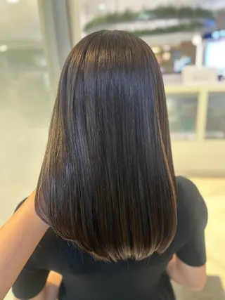 セミロング カラー 艶質改善/縮毛矯正 ササキナツミのヘアスタイル