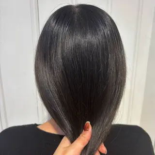 ミディアム カラー 長谷川 澄のヘアスタイル