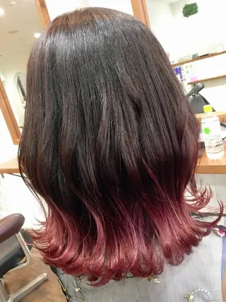 ミディアム カラー 塩崎 明菜のヘアスタイル