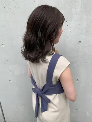 セミロング カラー putri 副店長 岸本　拓真のヘアスタイル