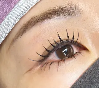 マツエク・マツパ whitening by eyelash所属・Chiemi 覚王山のマツエク・マツパデザイン