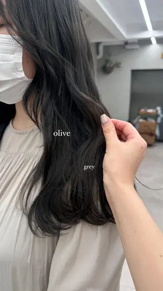 ロング カラー Lomalia Rukaのヘアスタイル