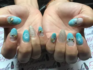 ネイル MiRanda Nail所属・MiRanda 保坂 舞のネイルデザイン