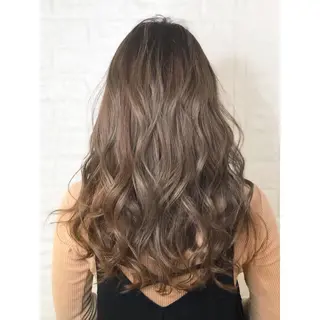 セミロング カラー KIZU 髪質改善 オカルト怪談のヘアスタイル