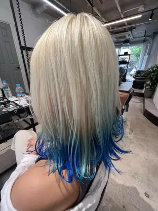 ミディアム カラー オタク美容師💟 チバコナツのヘアスタイル