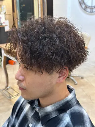 ショート パーマ メンズ スパイキー/ ピンパーマ/緑川雄也のヘアスタイル