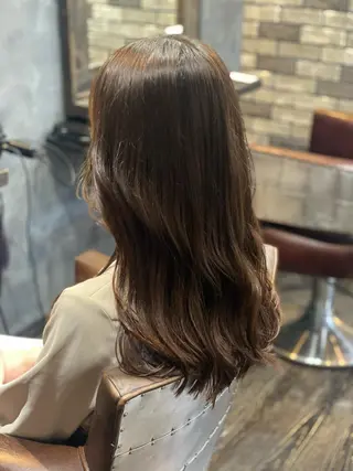 ロング Toiro中目黒所属・寄主 洸雅のヘアスタイル