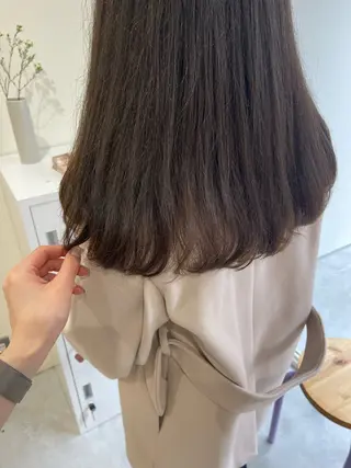 セミロング uni所属・中堀 遥のヘアスタイル