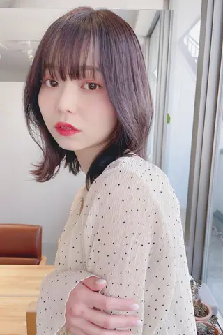 ミディアム カラー 柏村 友希菜のヘアスタイル