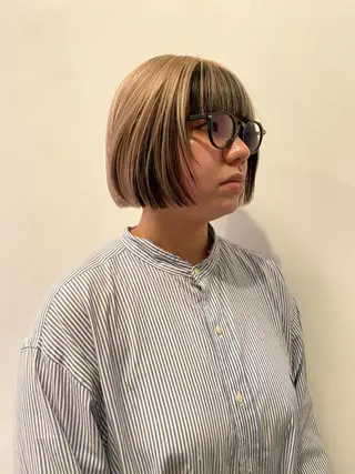 ショート 🌻名古屋🌻 🫧ハイトーン🫧のヘアスタイル