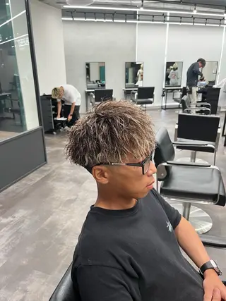 ショート カラー パーマ メンズ メンズ特化🔥　齋藤 航のヘアスタイル