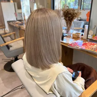 ミディアム エクシア ニシキタのヘアスタイル