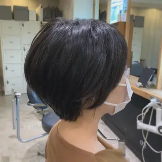 ショート カラー ノグチ ナツコのヘアスタイル