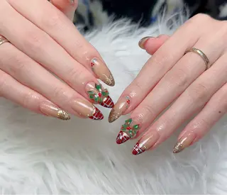 ネイル Lenie Nail Salonのネイルデザイン