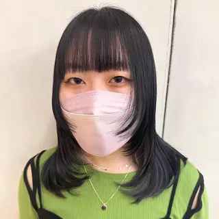ミディアム カラー デザインカラー/パー マ🦖外岡咲希🦖のヘアスタイル