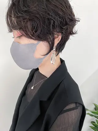 ショート パーマ ハイトーンカラー RYUのヘアスタイル