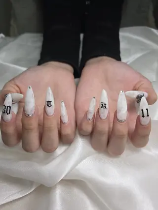 ネイル ビジュード ネイルのネイルデザイン