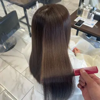 ミディアム カラー 小顔カット✨ 透明感カラーのヘアスタイル