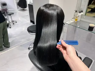 ロング カラー ヘアアレンジ 🦋重くない暗髪🦋 Hana🦋のヘアスタイル