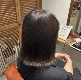 ミディアム カラー ワンカラーモデル / 犬塚愛奈のヘアスタイル