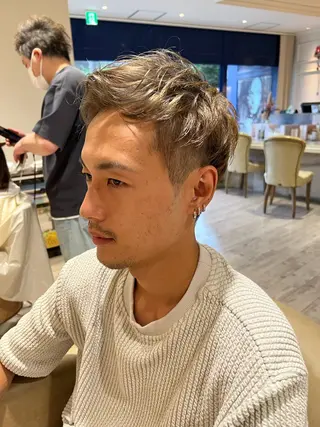 カラー メンズ Mirror'所属・ショート/韓国ヘア 押本恵一のヘアスタイル