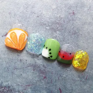 ネイル 山田 麻衣のネイルデザイン