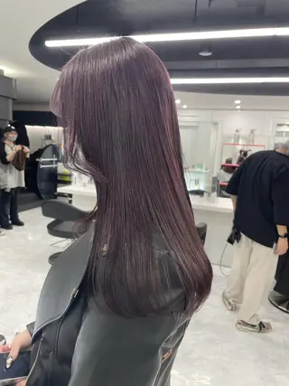 カラー 冬の透明感🩶レイヤ ー🩶上野BABYのヘアスタイル