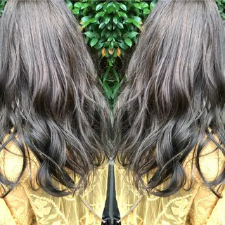 セミロング StellA所属・アートディレクター ワダヒサノリのヘアスタイル