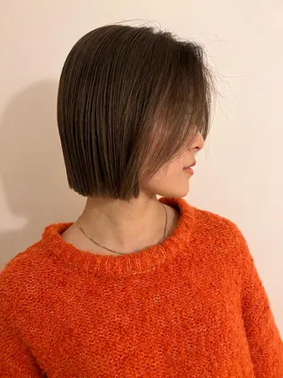 ミディアム カラー vixus mamiのヘアスタイル