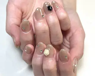 ネイル Salute本店 🦋仲原里佳のネイルデザイン