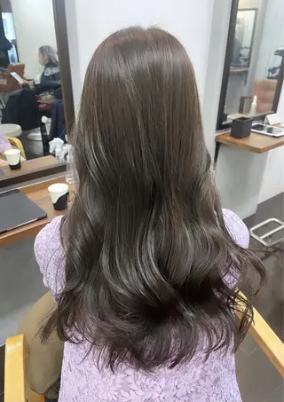 ロング 難波 茜のヘアスタイル