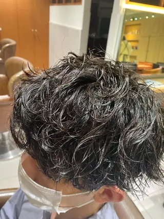 ショート カラー パーマ ヘアアレンジ メンズ メンズパーマの巨匠 鈴木純のヘアスタイル