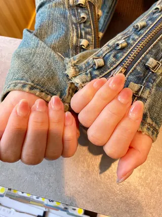 ネイル Nest 岩崎のネイルデザイン