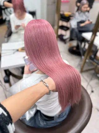 ロング 璃 音のヘアスタイル