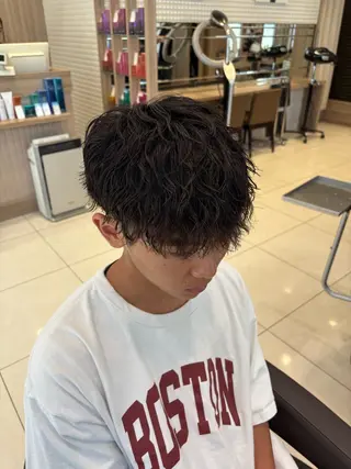 パーマ メンズ 波巻きスパイラル・ カルマ/aoiのヘアスタイル