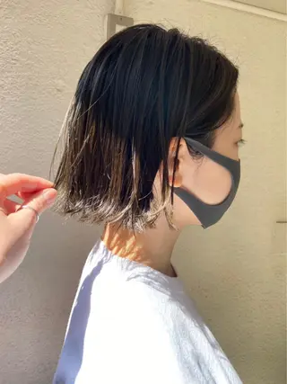 ショート カラー 小川 美奈のヘアスタイル