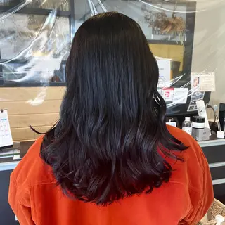 セミロング カラー スナコザワ レナのヘアスタイル