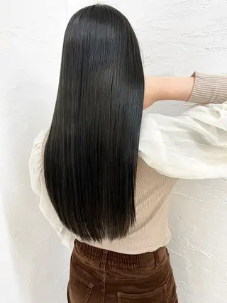 ロング カラー ciyon.所属・【ciyon.】 ディレクター　ayaのヘアスタイル
