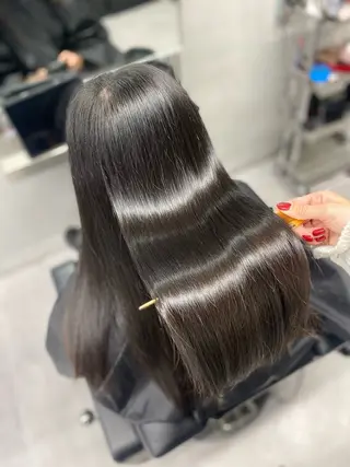 ロング 艶髪/縮毛矯正 🫧辻野海羽のヘアスタイル