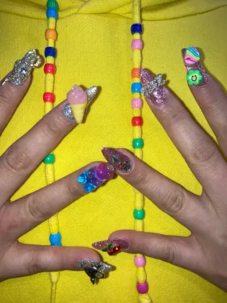 ネイル 海外ネイル u4me🦄💜のネイルデザイン