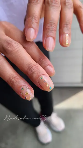 ネイル and Nのネイルデザイン