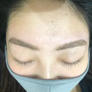 マツエク・マツパ 山田 さくらのヘアスタイル